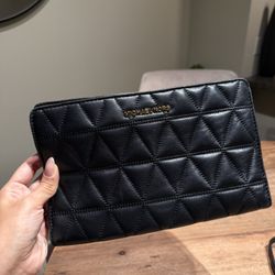 2010s Michael Kors Crossbody Clutch 