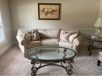 Beautiful Cream Traditional Living Room Set
