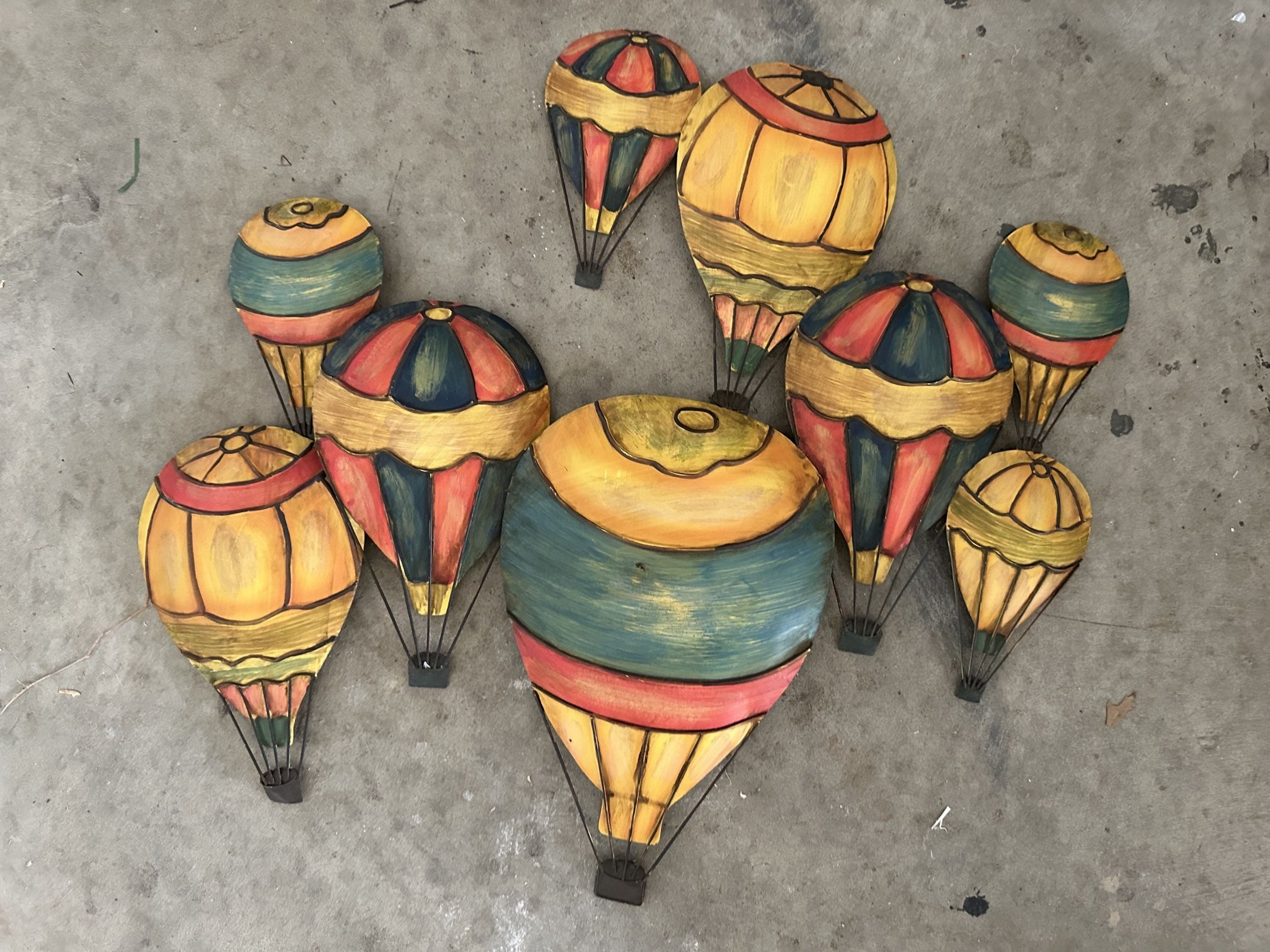 Vintage Large 9 Hot Air Balloons Metal Wall Art 3D Hanging 25"W x 22"H