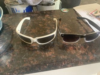 Vans sunglasses 2 pair. $30