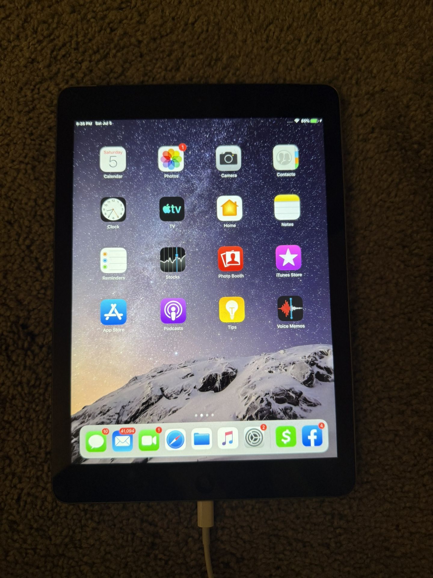 Apple iPad