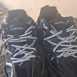 BALENCIAGA SIZE 9 SHOE