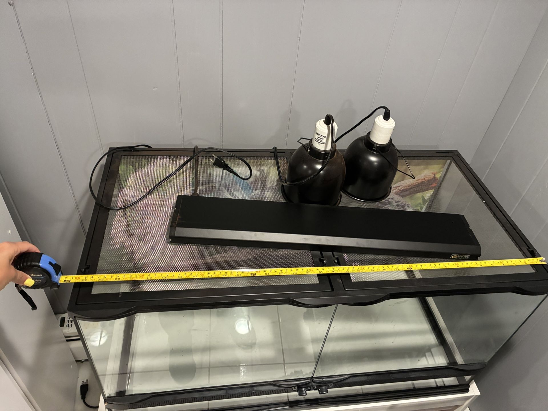 Reptile Tank- Lights - Accessories