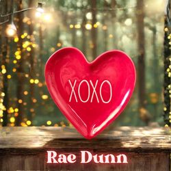 NWOT Rae Dunn XOXO Dish Valentine's Day Decor