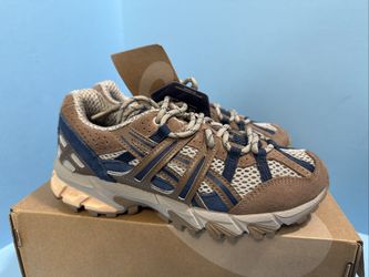 Women’s ASICS Gel Sonoma 15-50 Size 5 Oyster Grey/Taupe Grey New