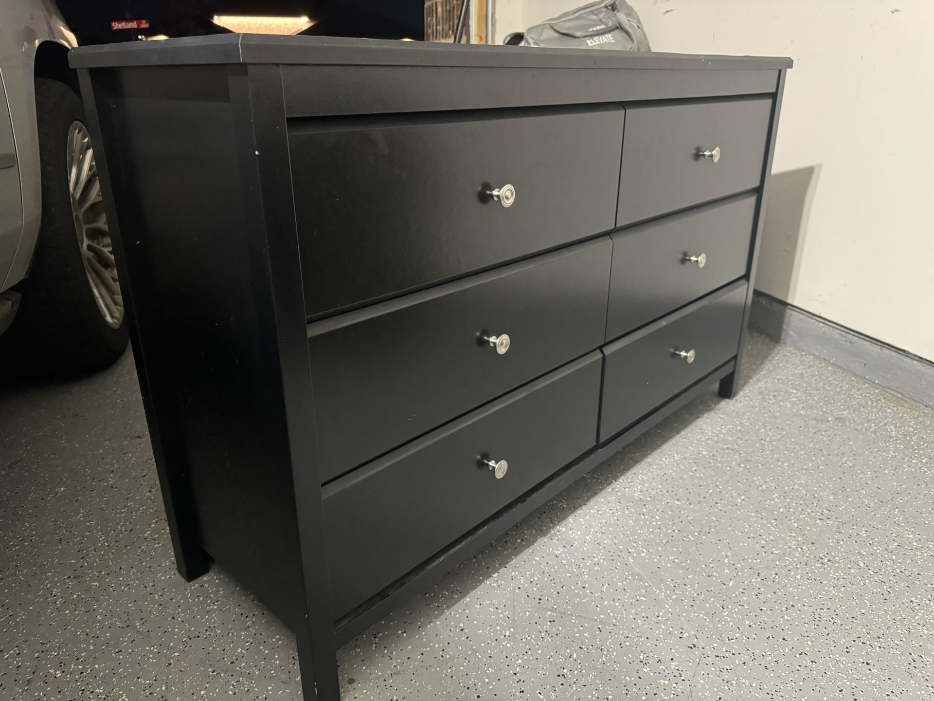 Dresser/ Night Stands/ Shelf / Tables