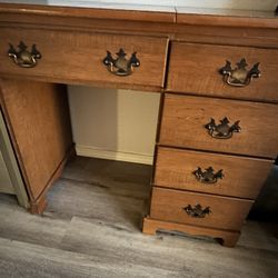 Stitching Table/ Computer Desk /office / Organizing 