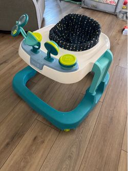 Safety 1st Baby Walker