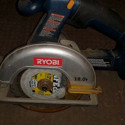 Near New Condition Ryobi 5 1/2" 18 volt cordless circular saw with charger, no battery