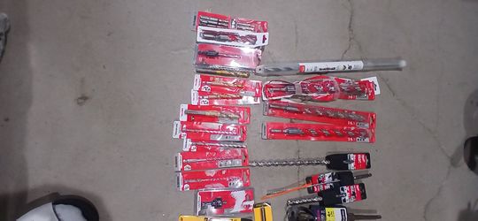 Milwaukee Drill Bit Lot – Mixed Sizes and Types