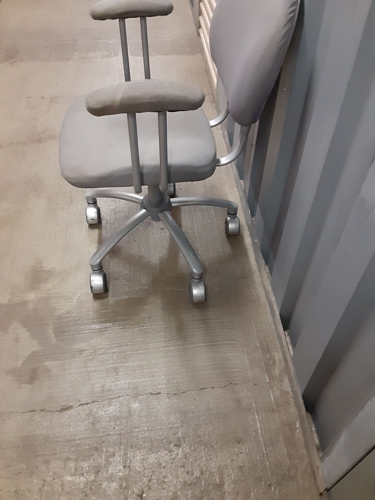 Rolling office chair.