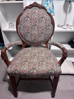 Vintage French Country Medallion Back Armchair - Floral Tapestry Accent Chair