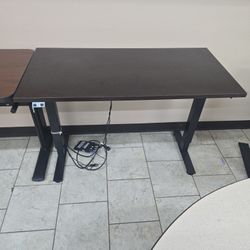 Office Desk - Electrical Height Adjustable 