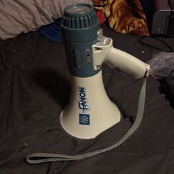 Fanon megaphone model MV-10s