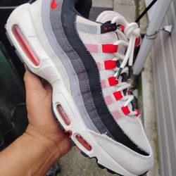 AIRMAX 95 SIZE 11.5 