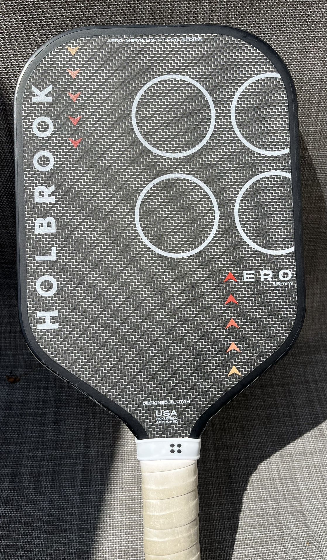 Holbrook Pro- Aero Metallic T Pickleball Paddle