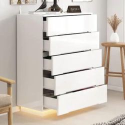 High Gloss White Wood 5-Drawer Chest of Drawers Storage Organizer With LED Lights (31.5 in. W x 42.6 in. H x 15.7 in. D).   retail price $230 our pric