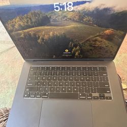 MacBook Air 2024 15” 256GB