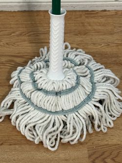 Mop.