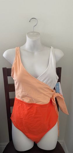 Bathing suit
