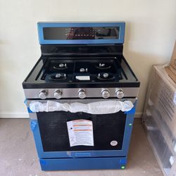New Kitchen Aid Gas Range 