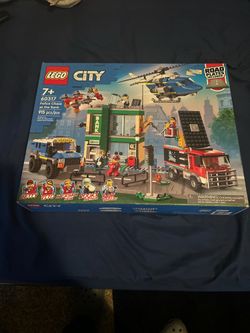 Lego City Police Chase At Bank. New!!!!