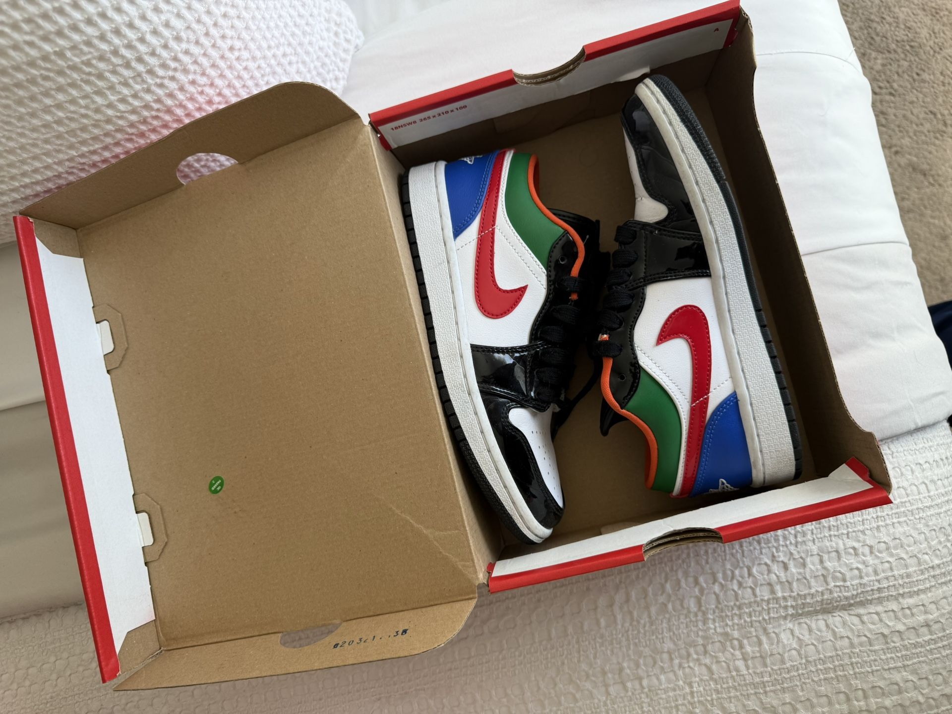 Jordan 1 Low (Multi-Color black Toe)