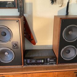 Vintage KOSS CM/530 Speakers Audiophile quality in near new condition with owner’s manual and leaflets. Sound and work great. Pickup @ Kempsville libr