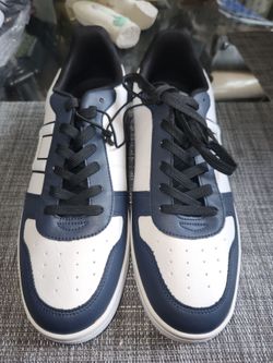 New Men's Tommy Hilfiger shoes size 12