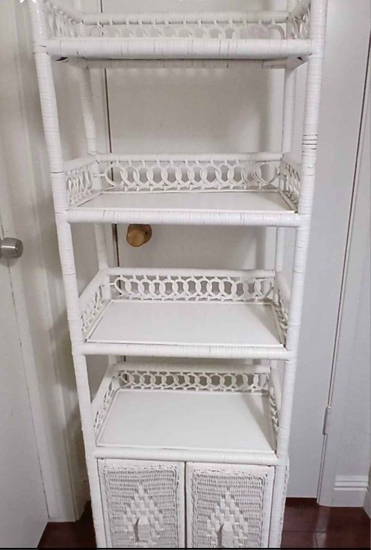 Wicker Shelf