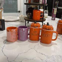 Rae Dunn Mug Set