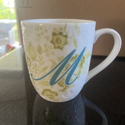 Mug, Letter M