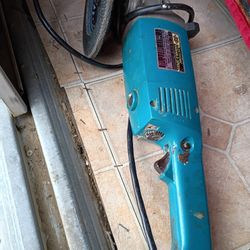 MAKITA GRINDER/POLISHER