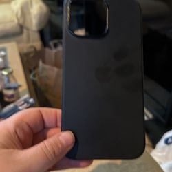 URGENT NEED TO SALE IPHONE 14 PRO MAX  MagSafe CASE 