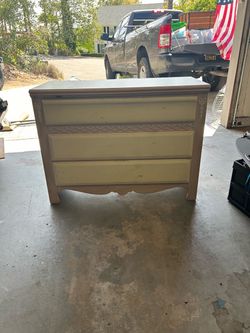 Three drawer chest