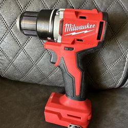 M18 Brushless Milwaukee Drill 