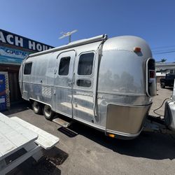 1993 Airstream Sovereign 