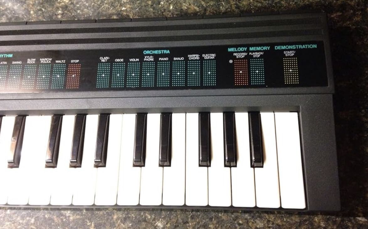 Yamaha PSS-130 Keyboard (1987)
