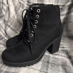 Women’s boots 
