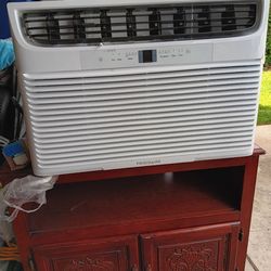 Frigidaire AC Unit