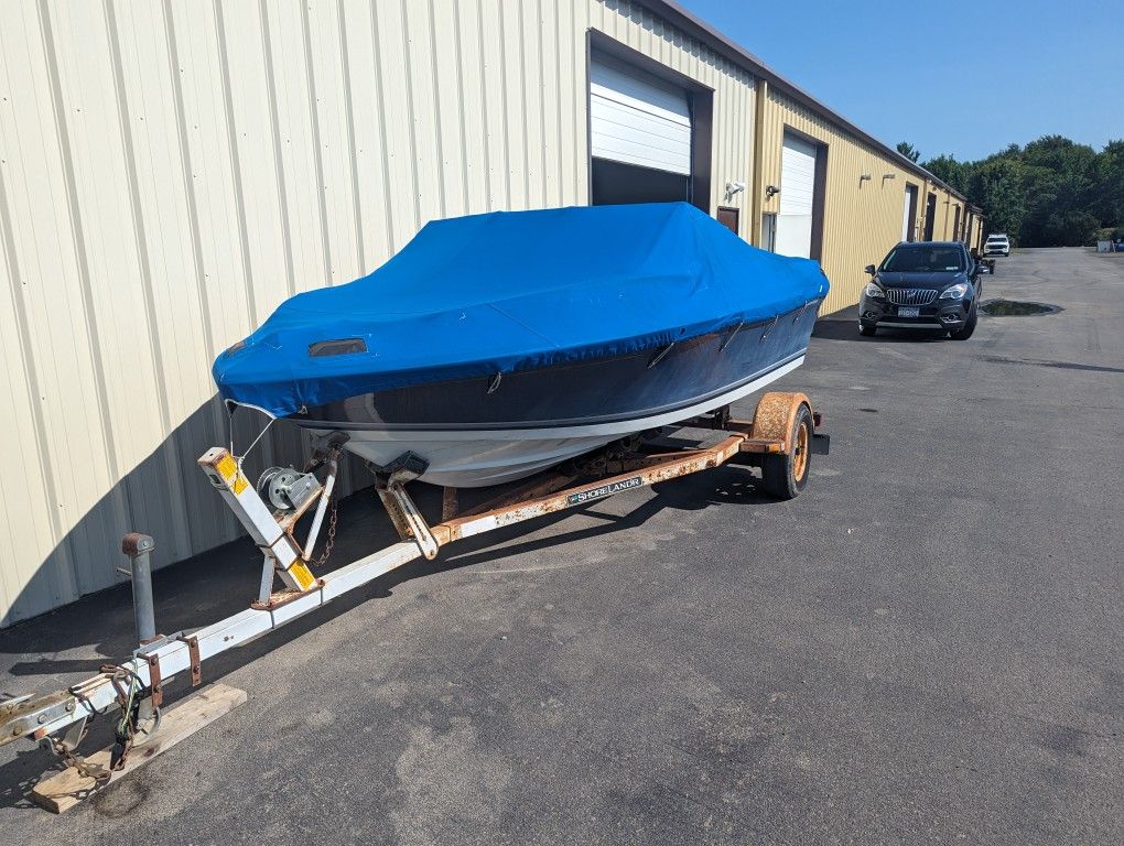 4Winns Boat