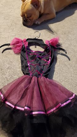 Girl costume