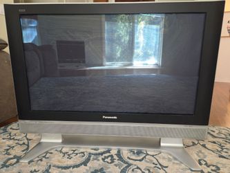37" Panasonic TH-37PX50U 720p HDTV