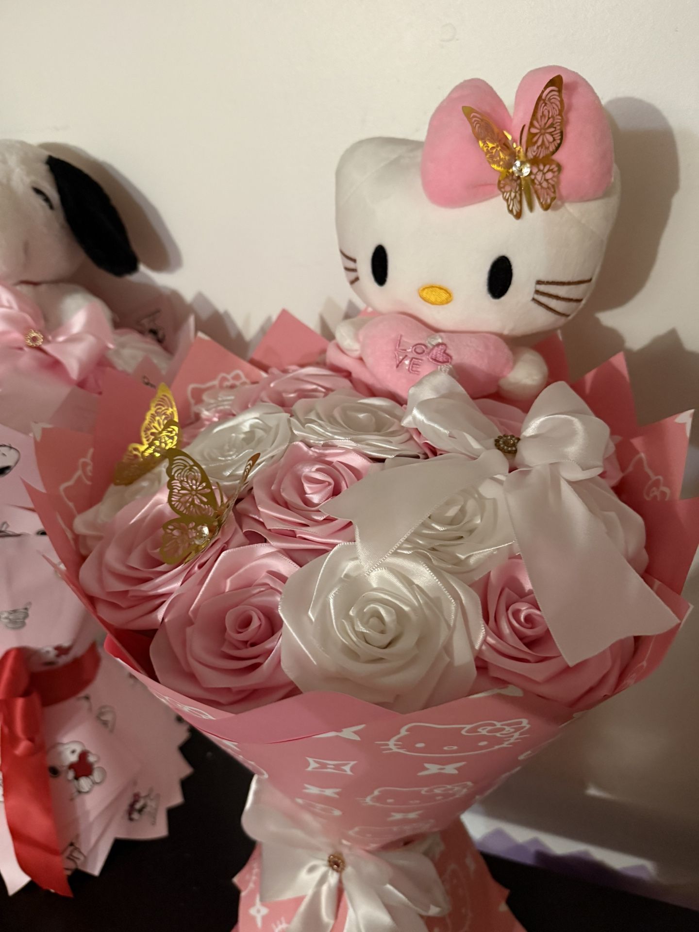 hello kitty flower bouquet 