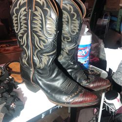 Justin Style Cowboy Boots