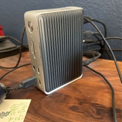 Anker 577 Docking Station (13-in-1, Thunderbolt 3) 