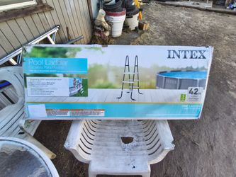Pool ladder new in box