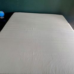**EXCEL. CLEAN COND.-Ikea KING Firm Foam Mattress**