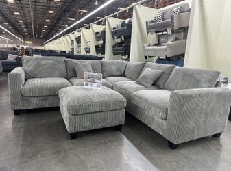Sectional set