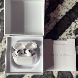 AirPods 4th Generation 